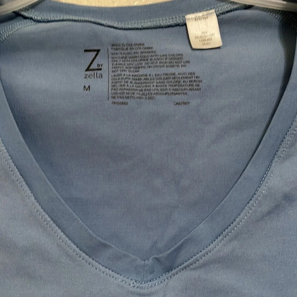 Z by Zella Blue Stretch Shirt V-Neck Athletic Ruched Short Sleeve size M - Picture 12 of 12